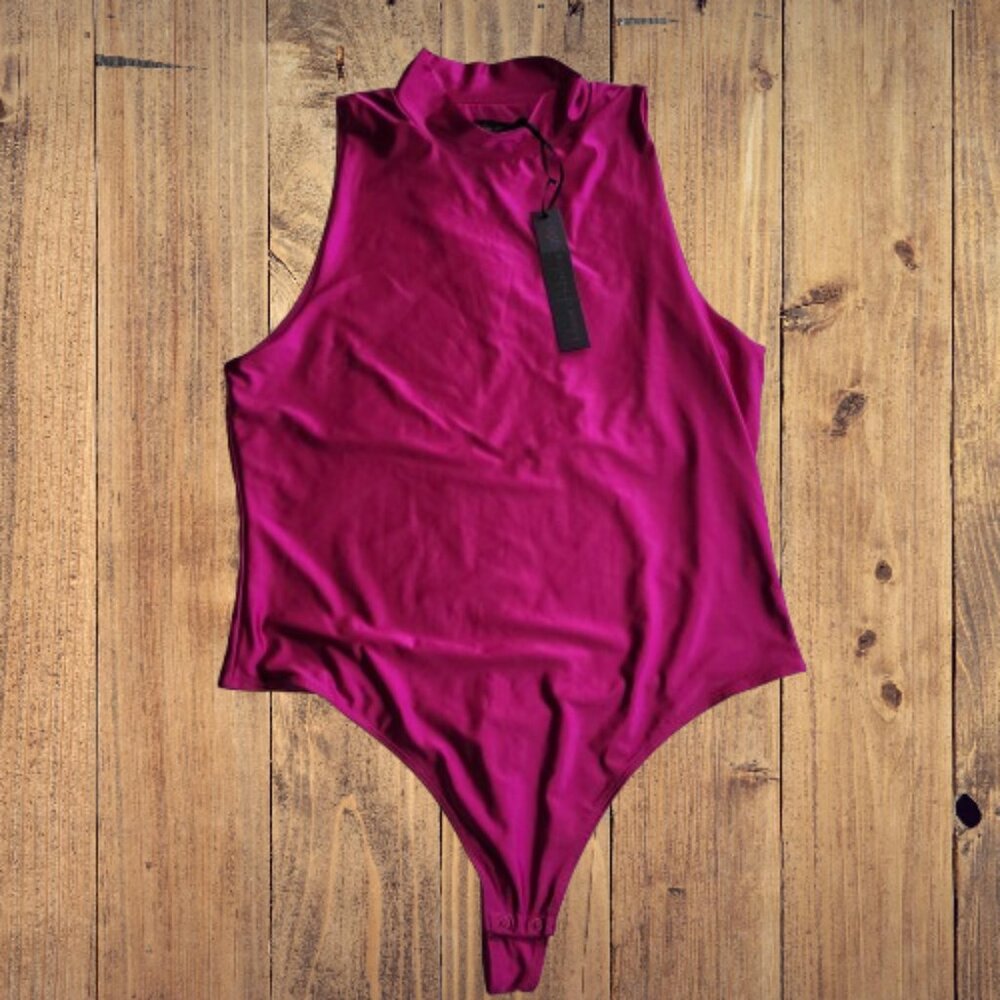 Revolve House of Harlow Women's Hot Pink Sleeveless Turtleneck Bodysuit L NWT